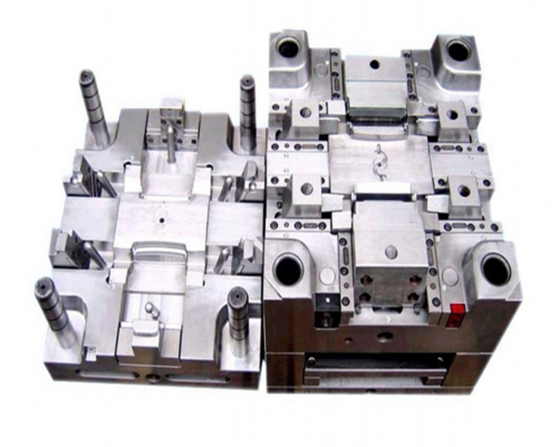 Stamping die