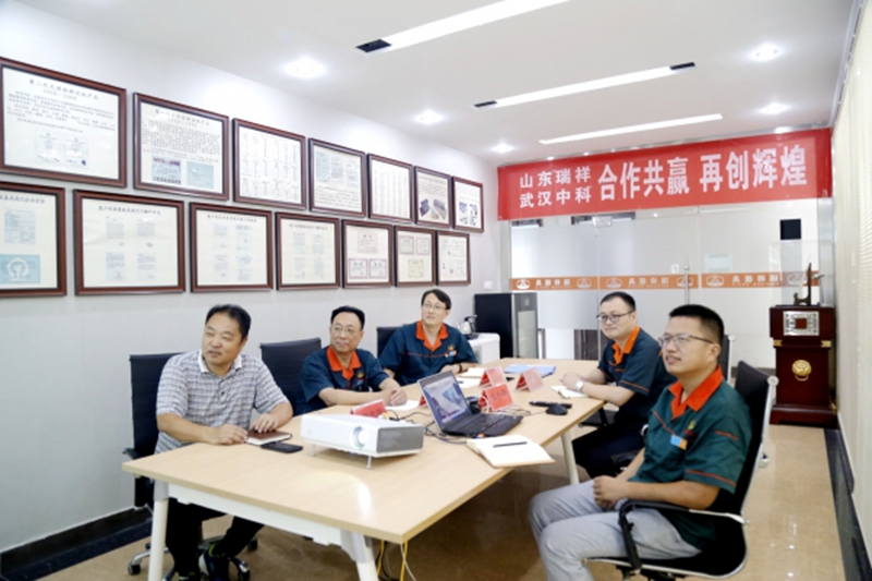 牽手武漢兄弟企業(yè)   共謀發(fā)展推動(dòng)經(jīng)濟(jì)復(fù)蘇
